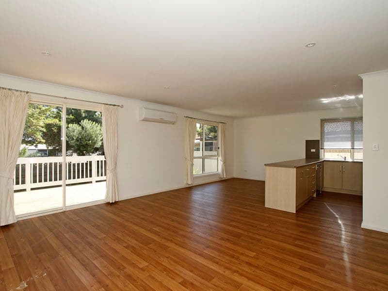 15 Johnson Crescent, PORT NOARLUNGA SA 5167, Port Noarlunga - Thumbnail 3