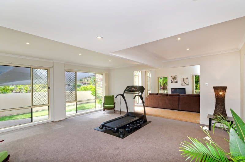 22 Capano Court, ELANORA QLD 4221, Elanora - Thumbnail 4
