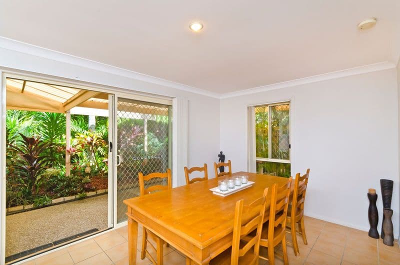 22 Capano Court, ELANORA QLD 4221, Elanora - Thumbnail 5