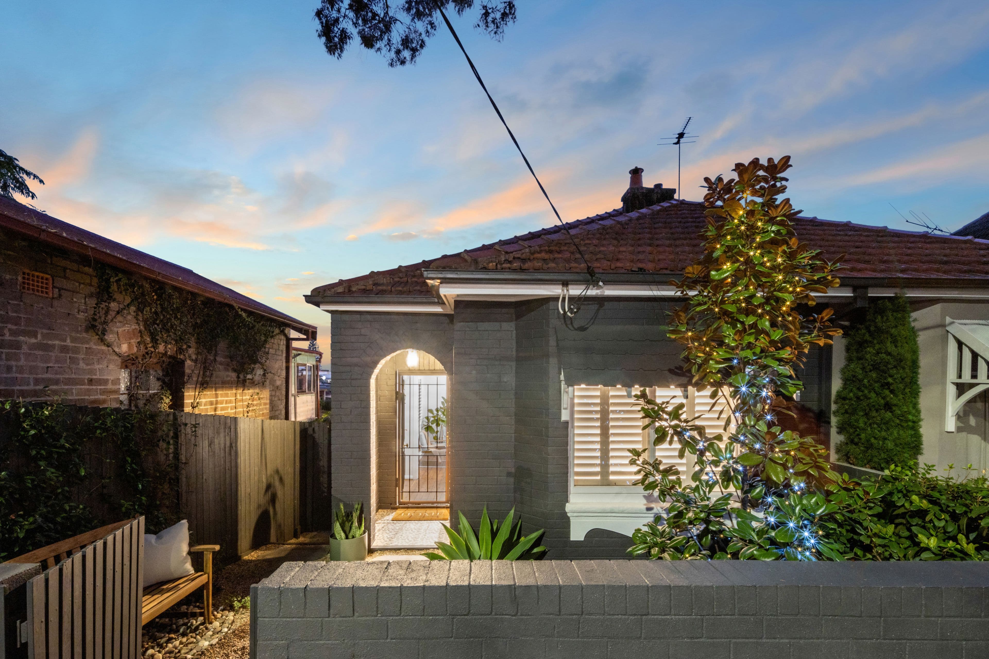 142 Newington Road, Marrickville NSW 2204, Marrickville - Thumbnail 2
