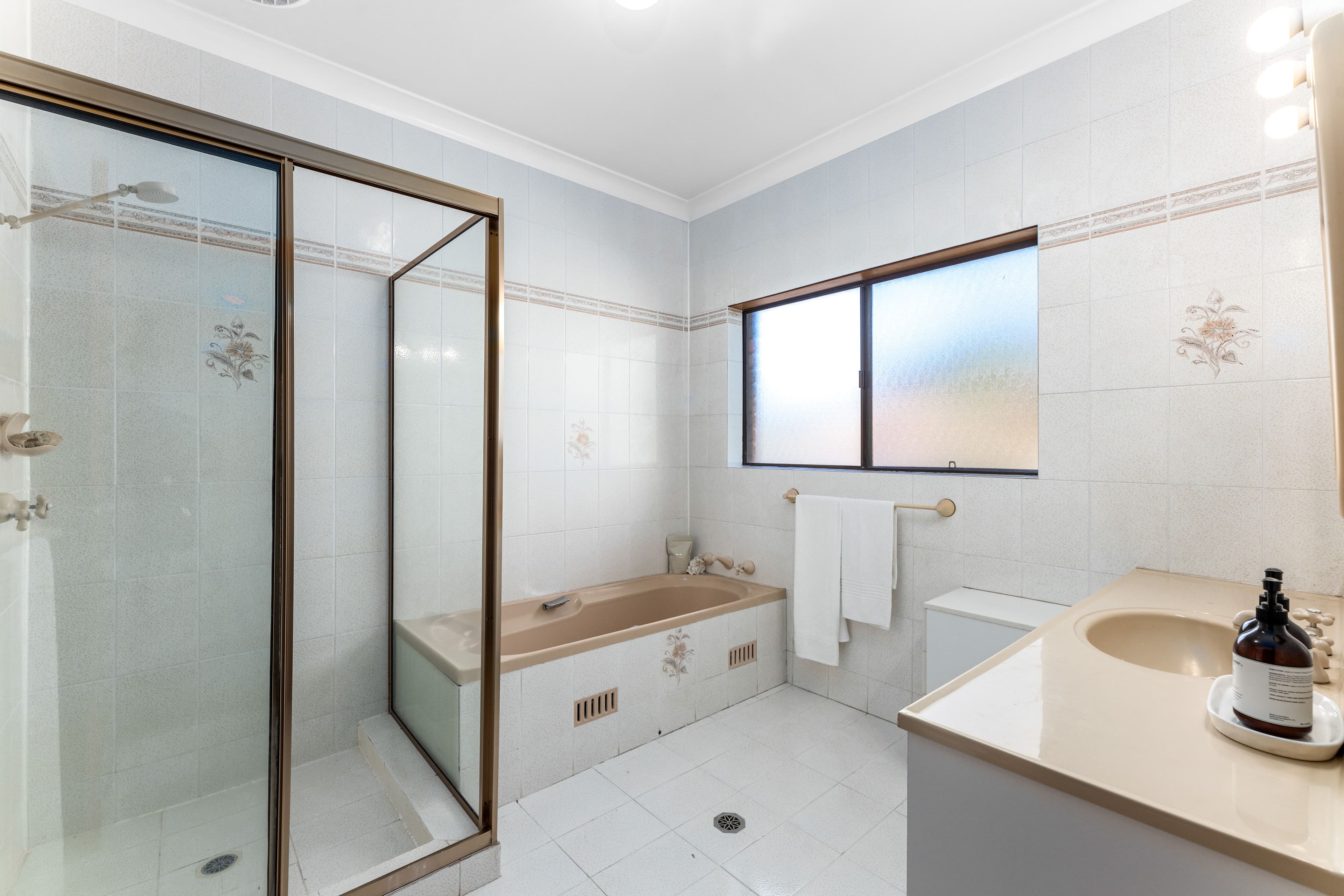 31 Hobart Place, Illawong NSW 2234, Illawong - Thumbnail 7