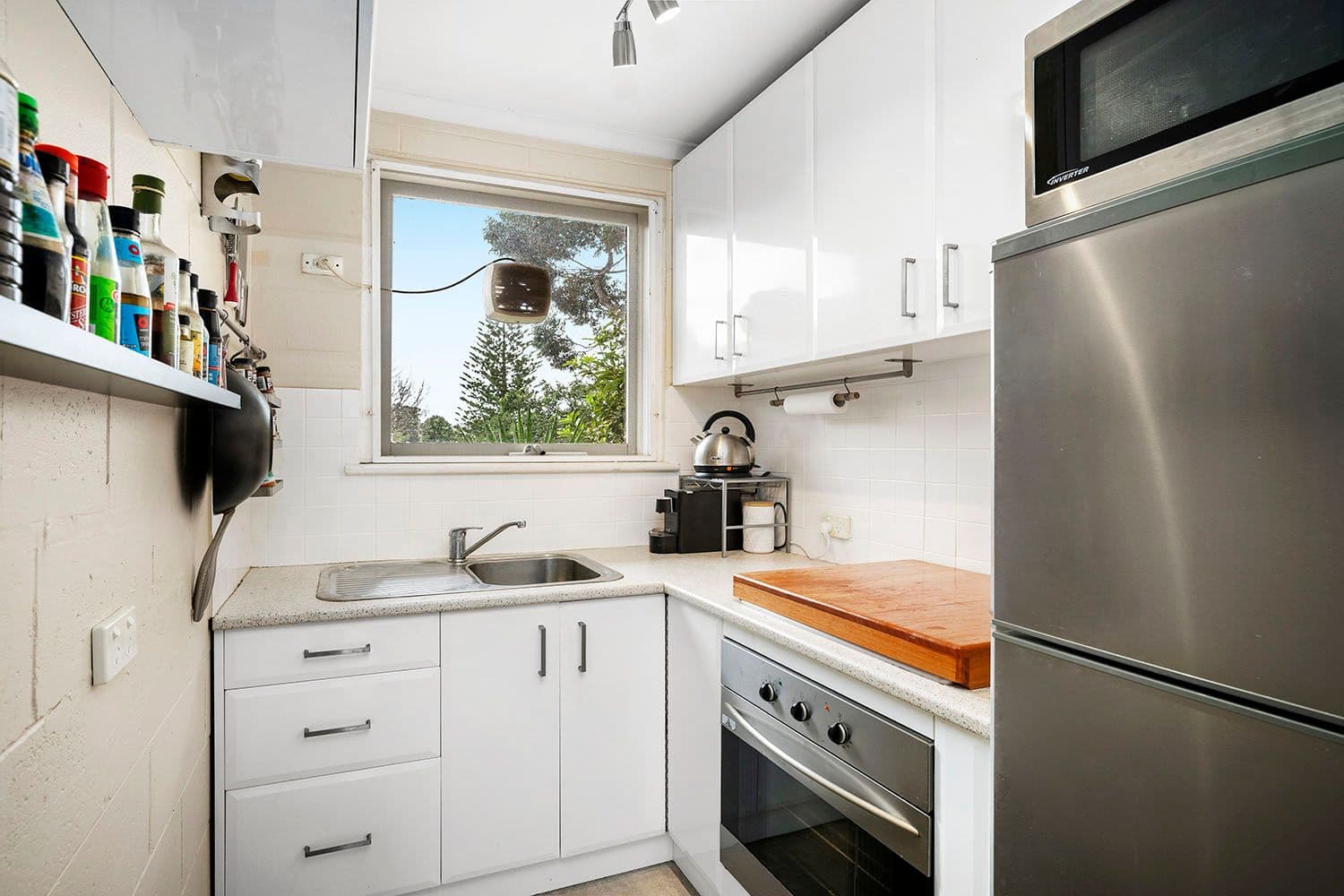 23 Hakea Court, Altona Meadows - Thumbnail 3
