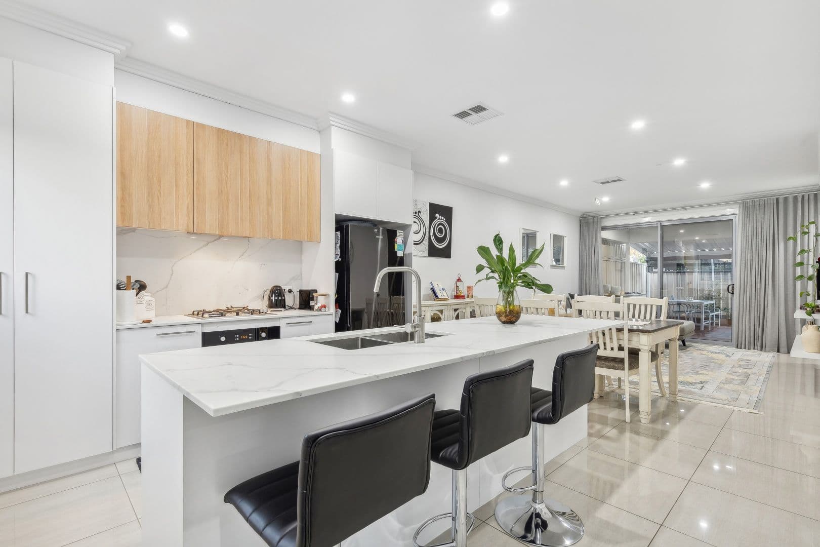 22 Mcmahon Place, Seaton SA 5023, Seaton - Thumbnail 2