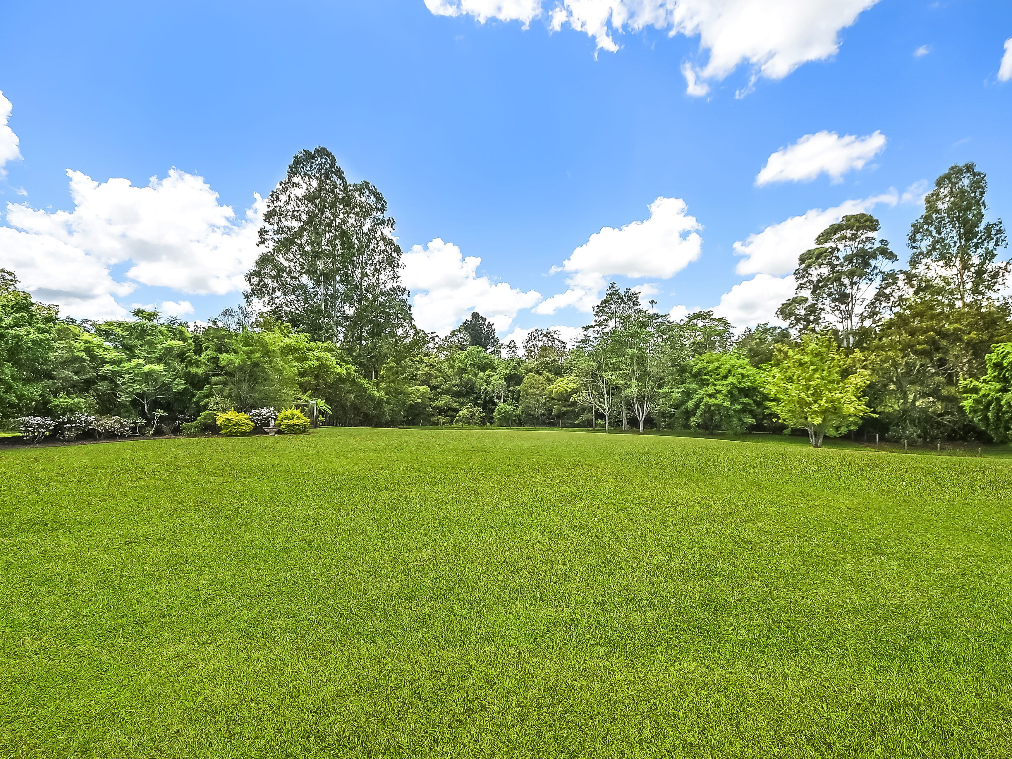 17 Castlewood Court, Samford Valley QLD 4520, Samford Valley - Thumbnail 3