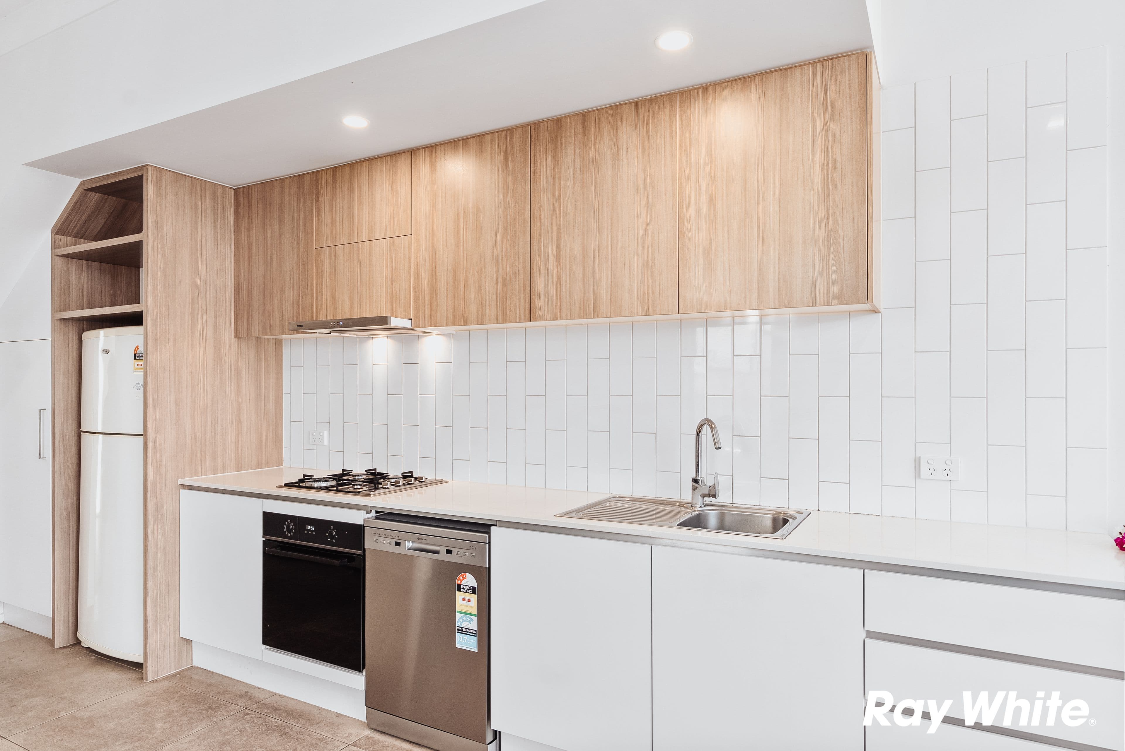 41 Fairwater Boulevard, Blacktown NSW 2148, Blacktown - Thumbnail 3