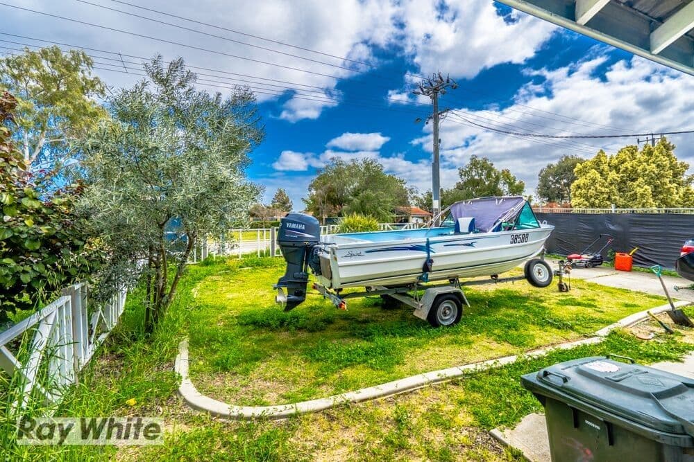 70b Amberton Avenue, Girrawheen WA 6064, Girrawheen - Thumbnail 5