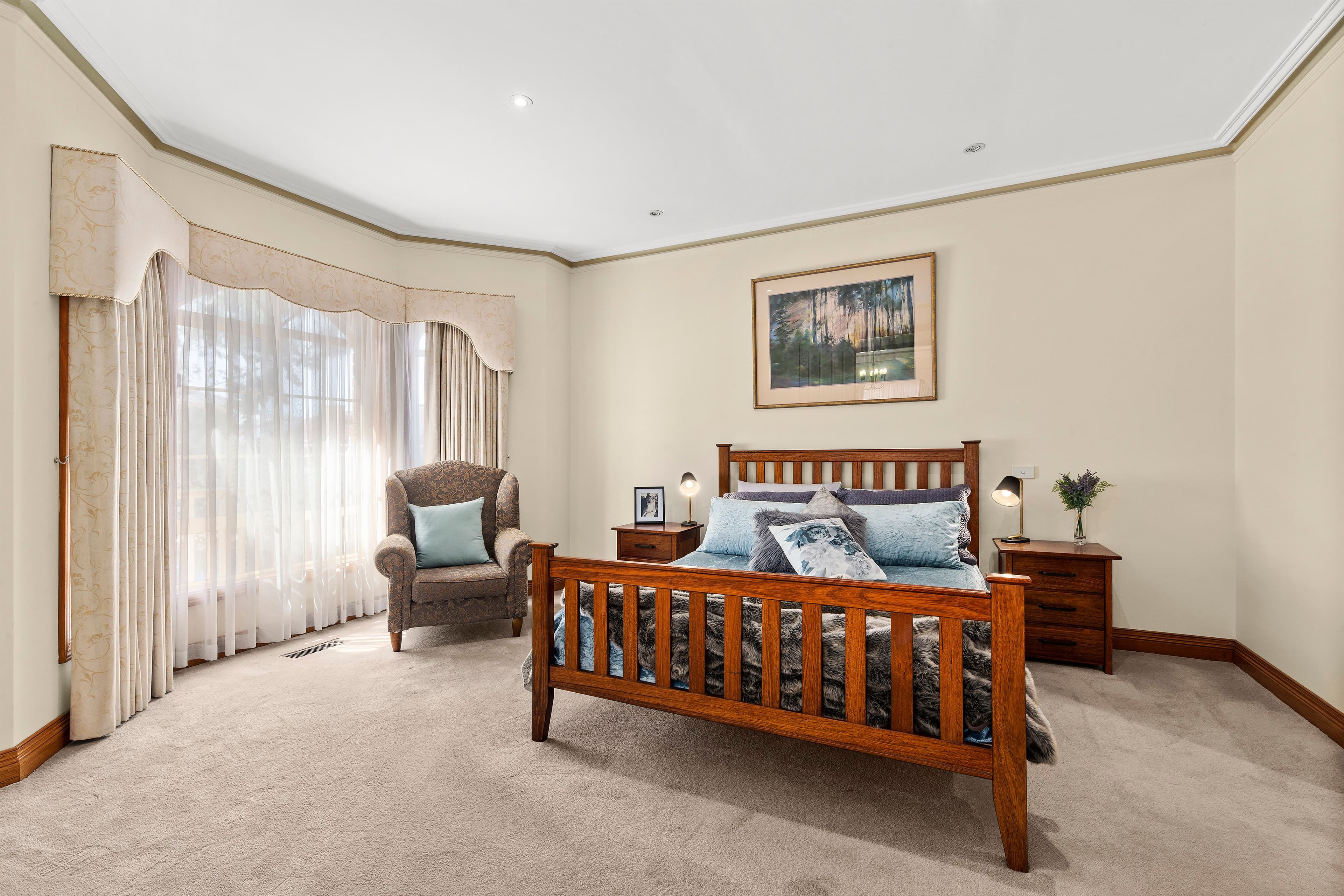 5 Mirbelia Crescent, Mill Park VIC 3082, Mill Park - Thumbnail 2