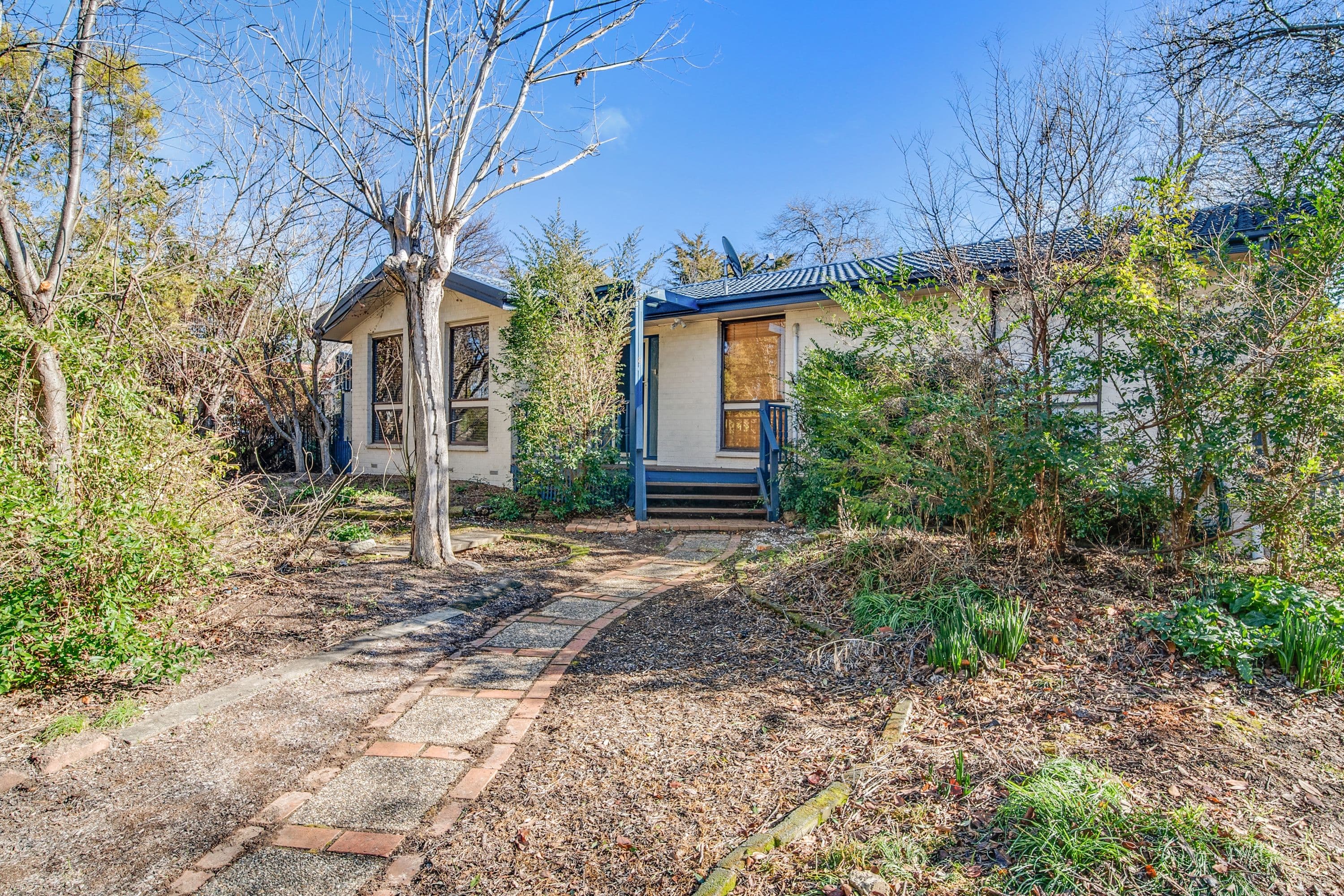 8 Keeling Place, Kambah ACT 2902, Kambah - Image 1