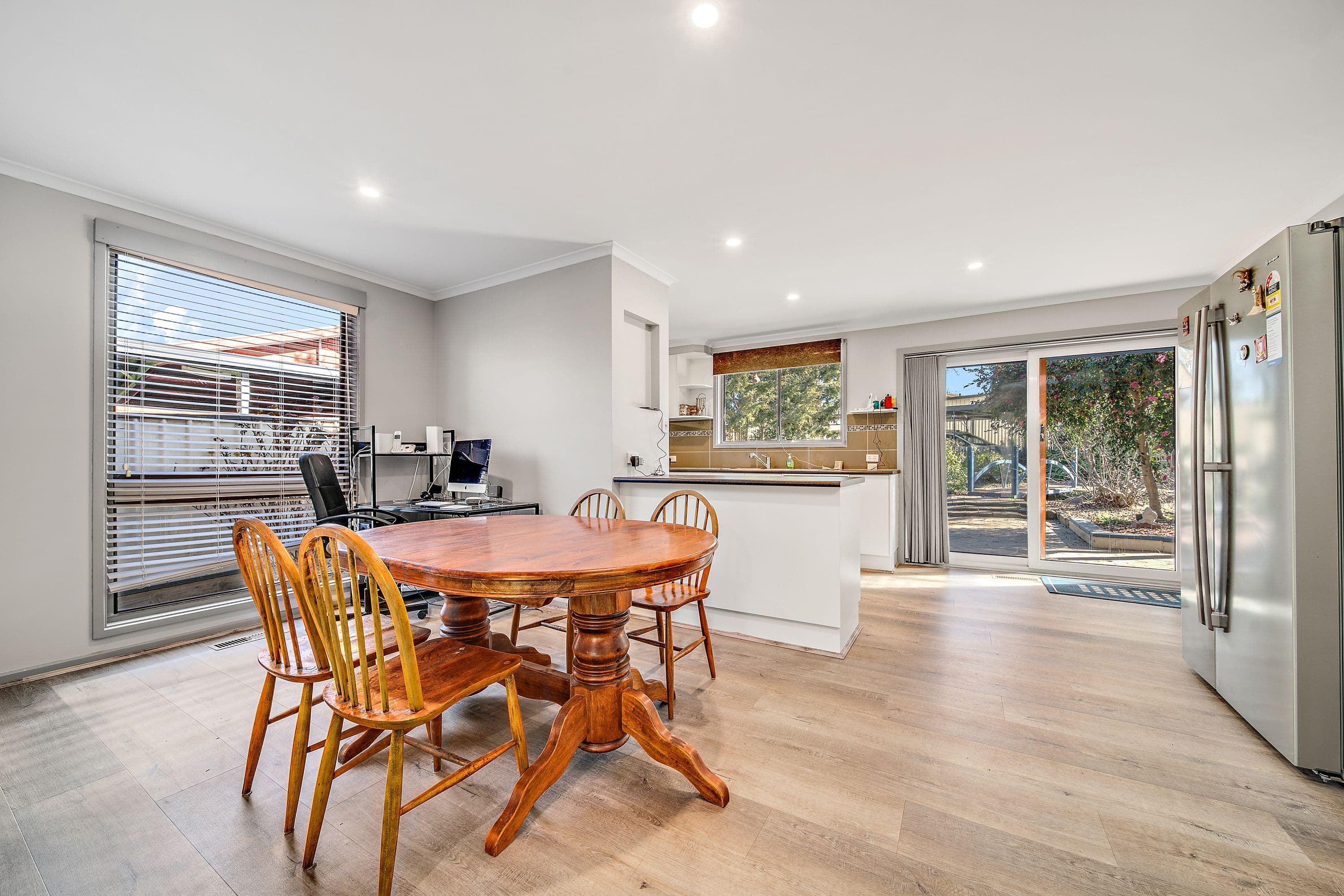 8 Keeling Place, Kambah ACT 2902, Kambah - Thumbnail 3