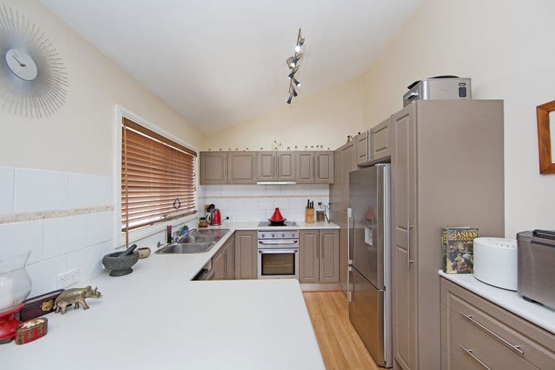 62 Promenade Avenue, Bateau Bay NSW 2261, Bateau Bay - Thumbnail 2