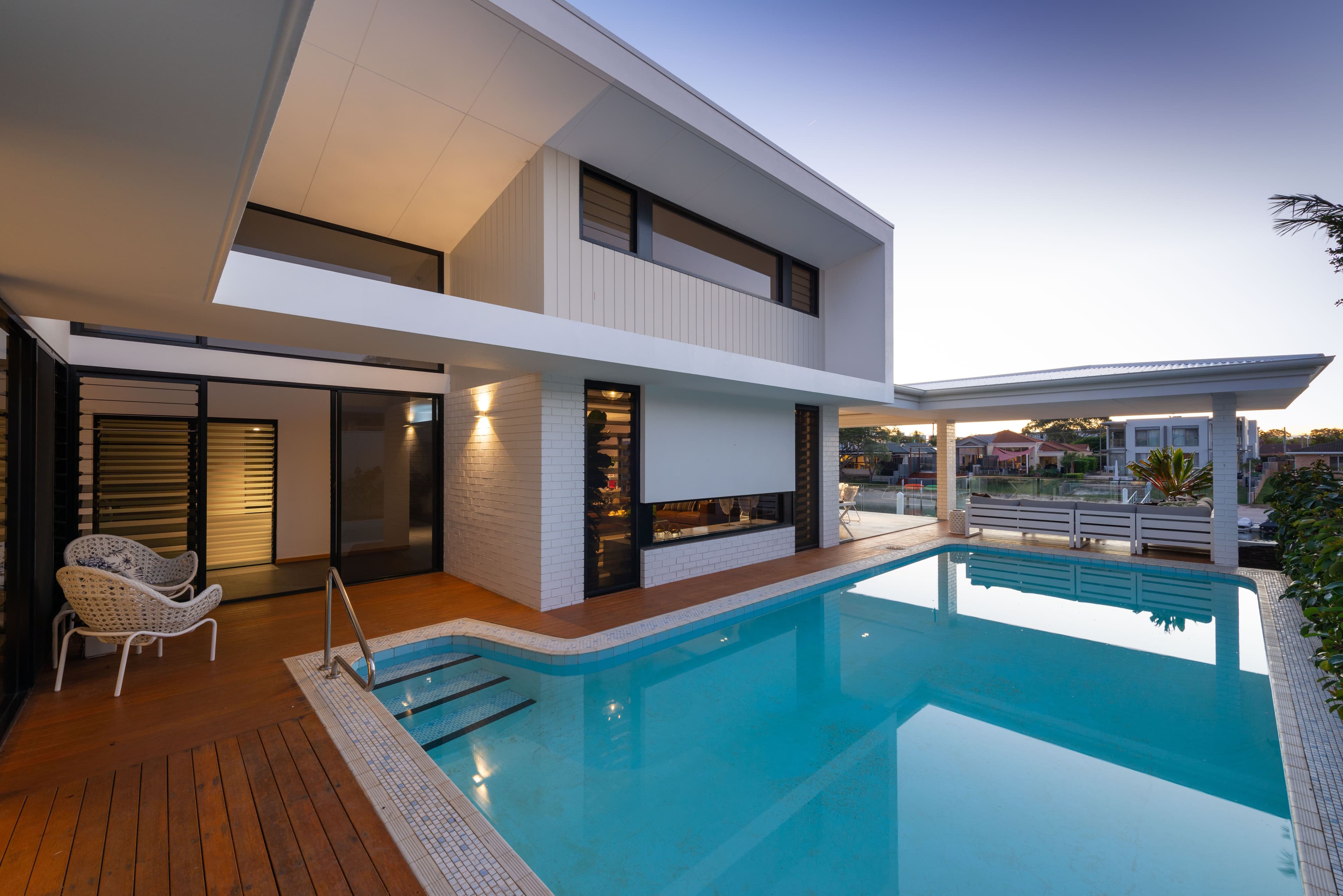 104 Gibraltar Drive, Isle Of Capri QLD 4217, Isle Of Capri - Thumbnail 3