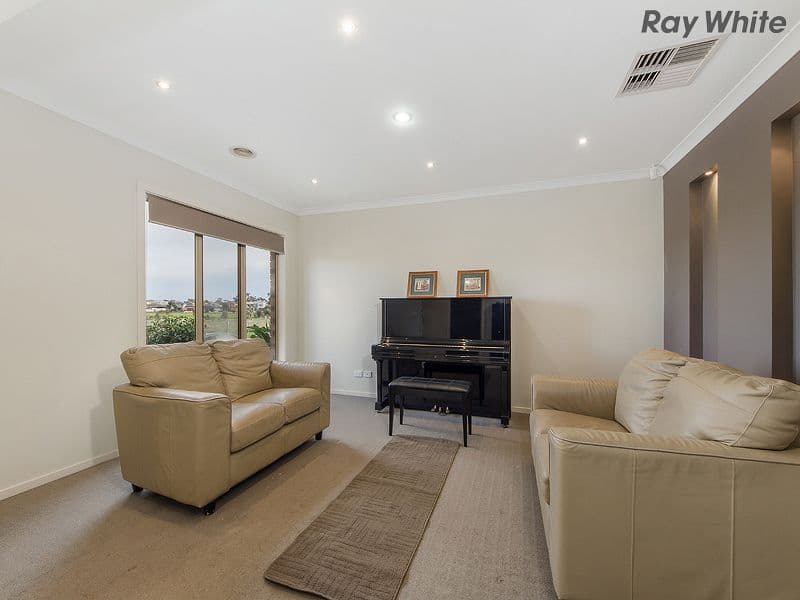 31 Pimelea Terrace, St Albans VIC 3021, St Albans - Thumbnail 2