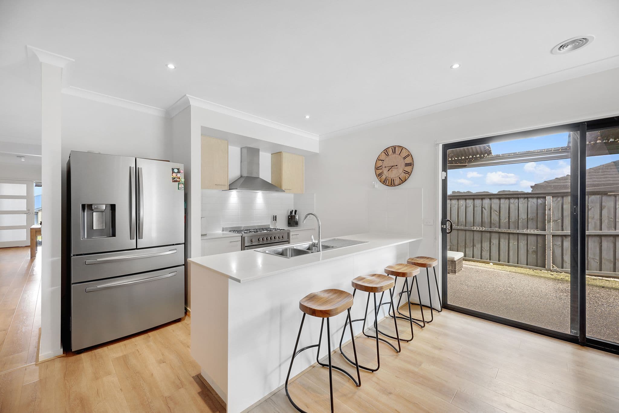 3 Holly Street, Warragul VIC 3820, Warragul - Thumbnail 4