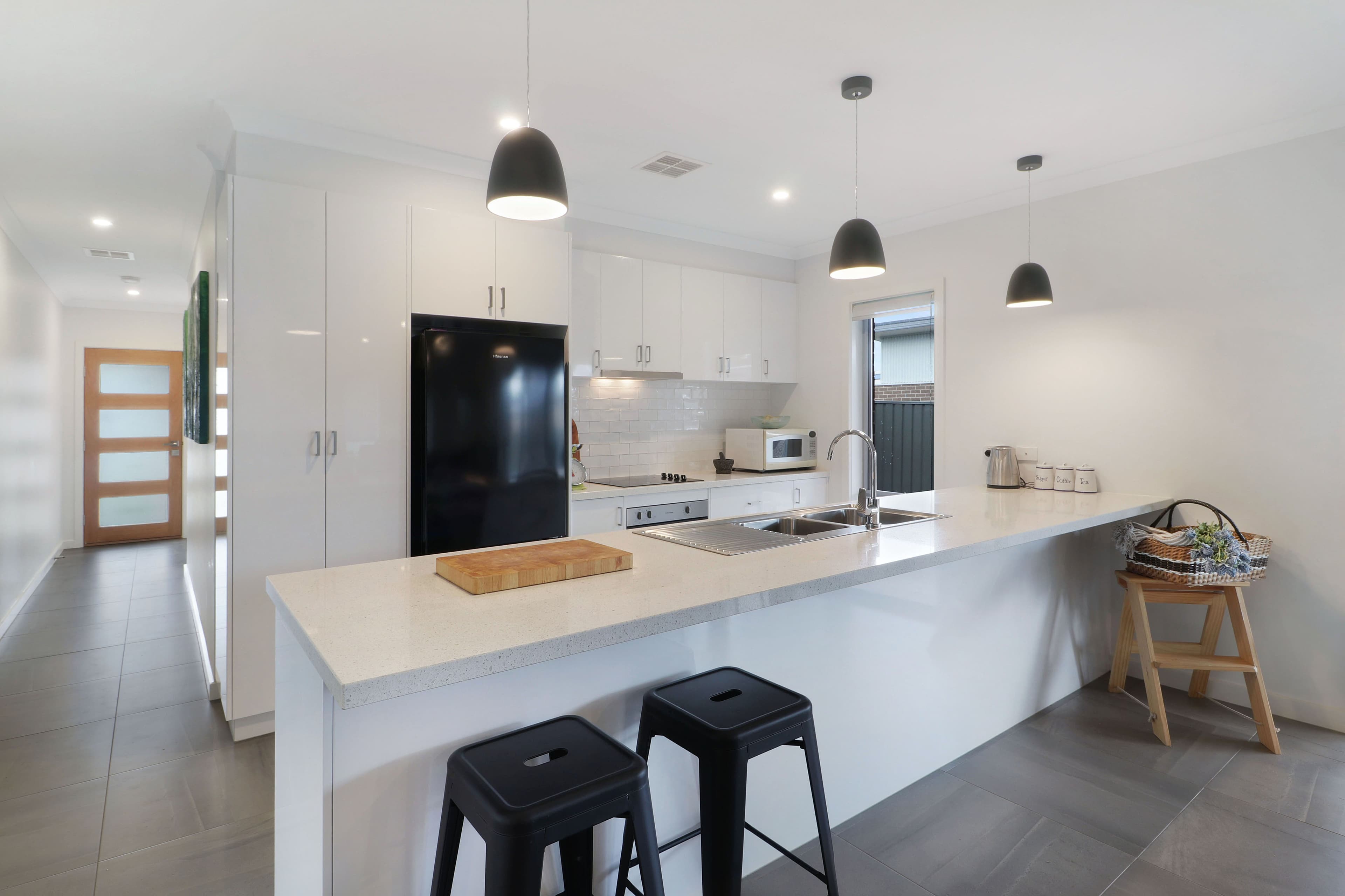 38 Egan Close, Werribee - Thumbnail 2
