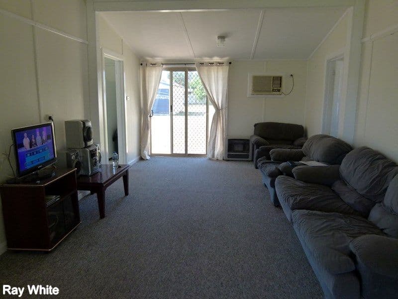11 Thomson Street, FORBES NSW 2871, Forbes - Thumbnail 6