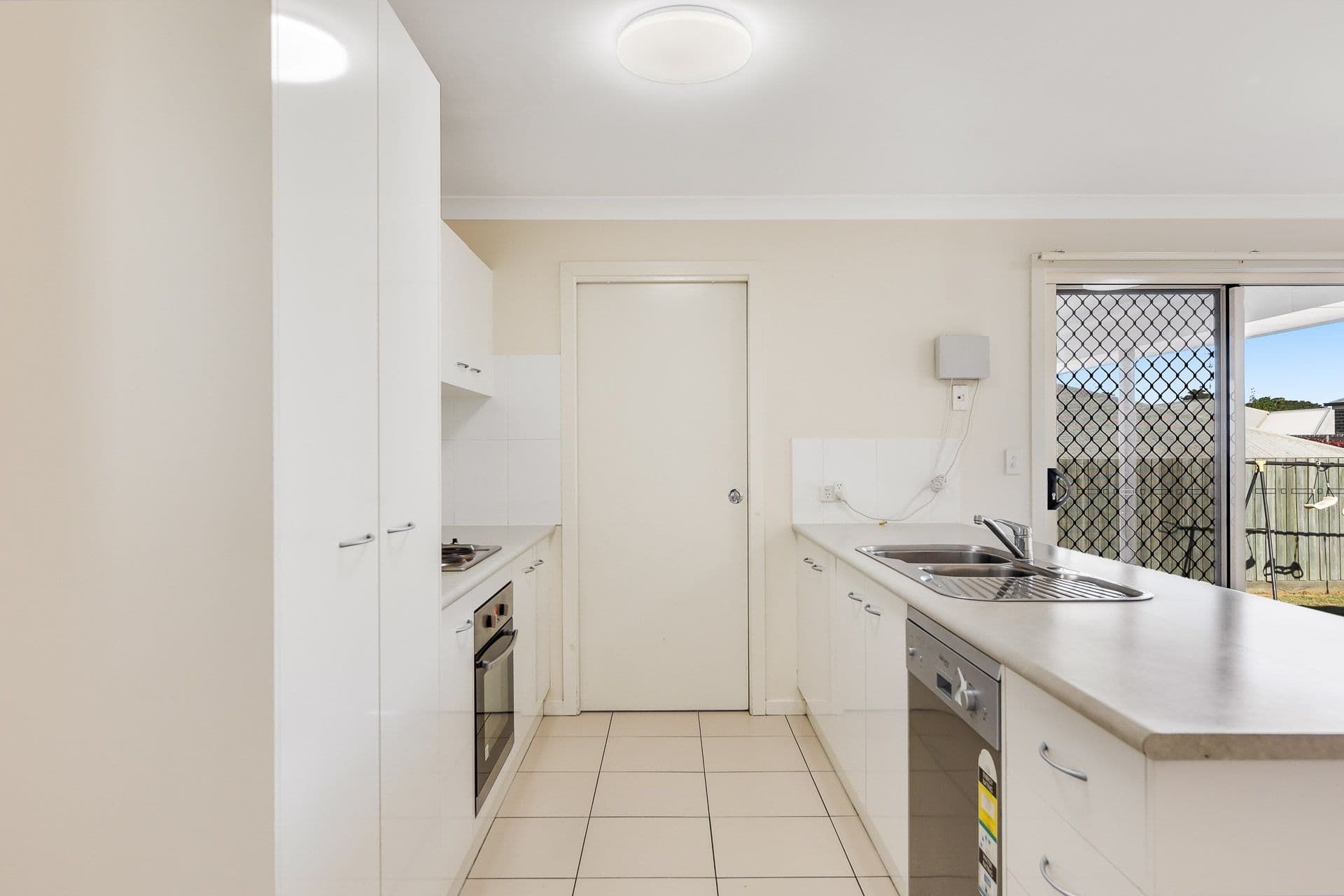 10 Mcmorrow Street, Kearneys Spring QLD 4350, Kearneys Spring - Thumbnail 3
