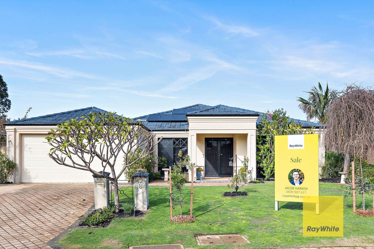 8 Kinnerton Gardens, Canning Vale WA 6155, Canning Vale - Image 1