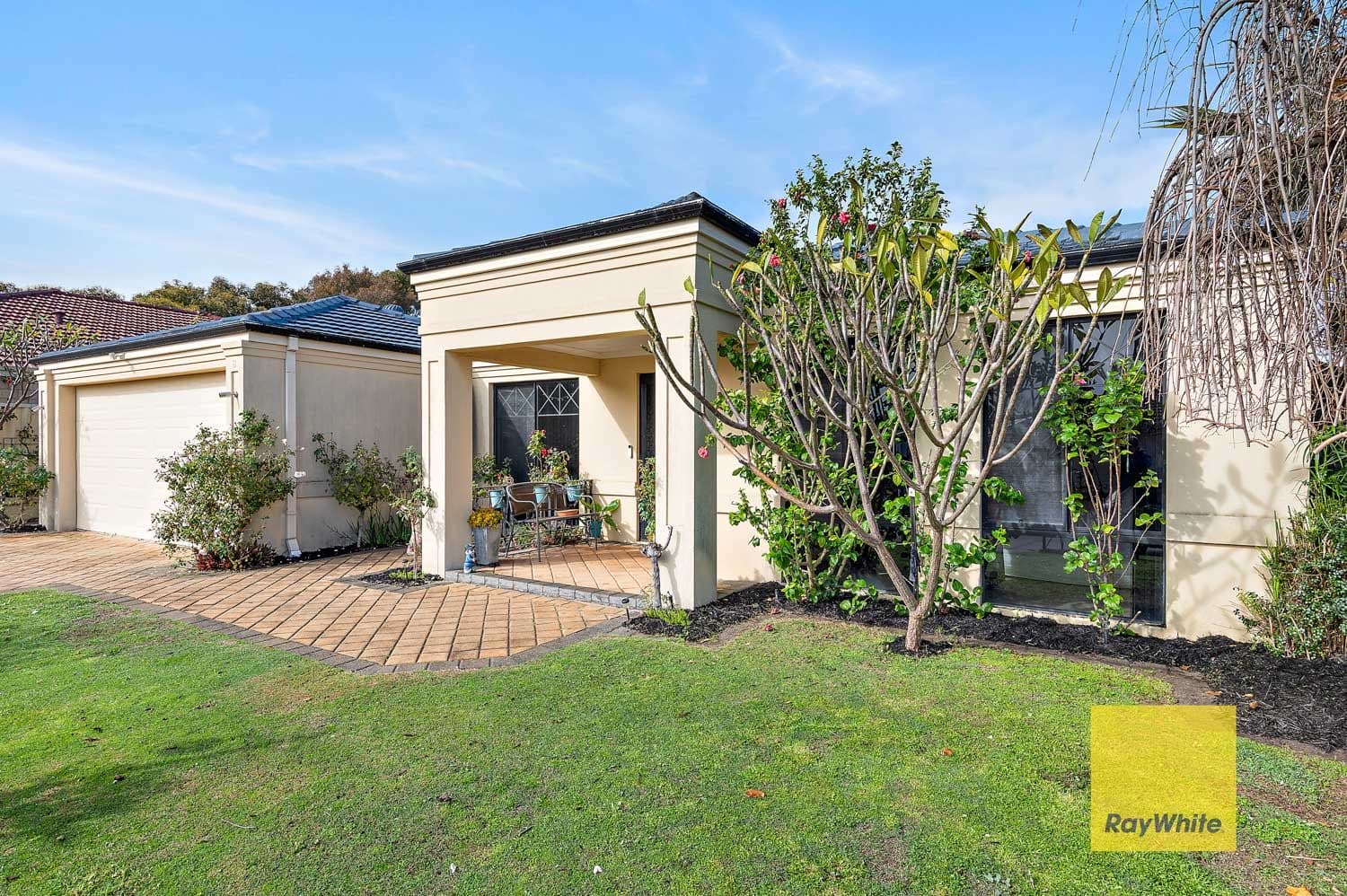 8 Kinnerton Gardens, Canning Vale WA 6155, Canning Vale - Thumbnail 2
