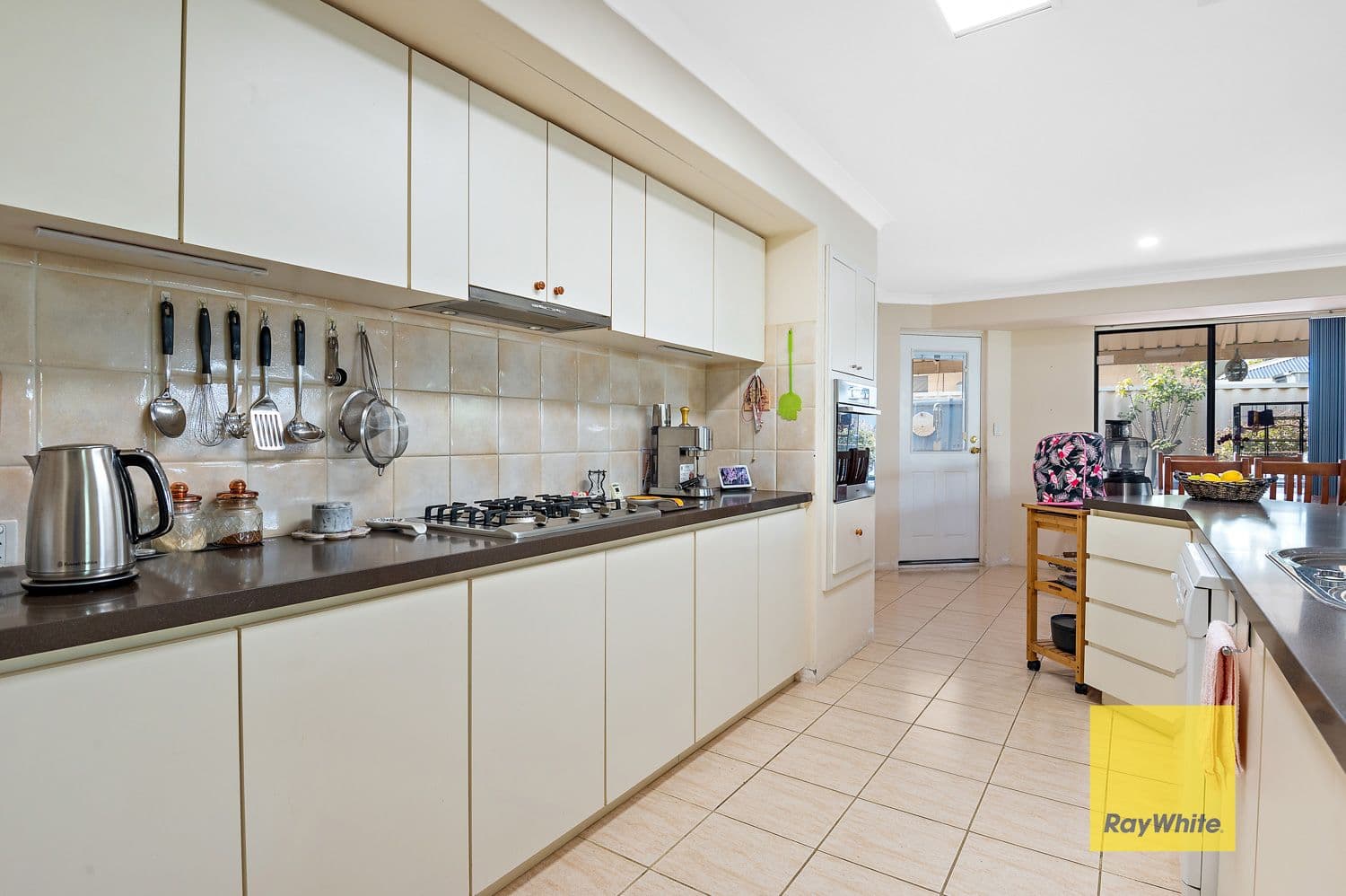 8 Kinnerton Gardens, Canning Vale WA 6155, Canning Vale - Thumbnail 4