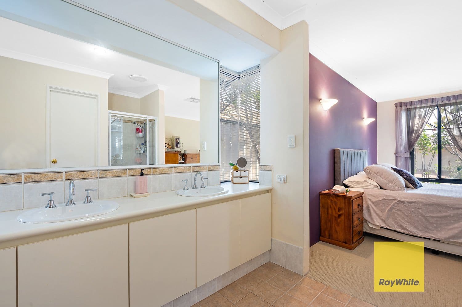 8 Kinnerton Gardens, Canning Vale WA 6155, Canning Vale - Thumbnail 7