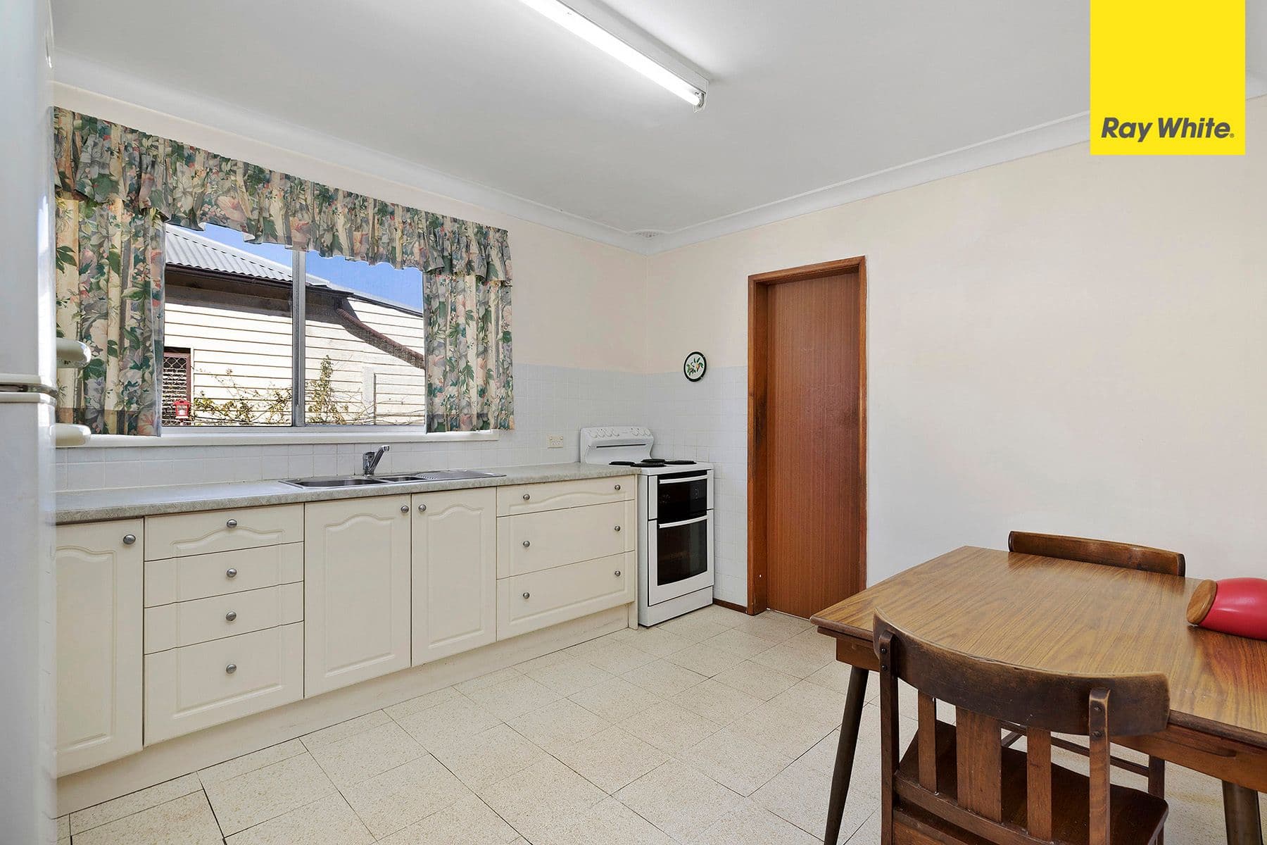 33 Beauchamp Street, Wiley Park - Thumbnail 2