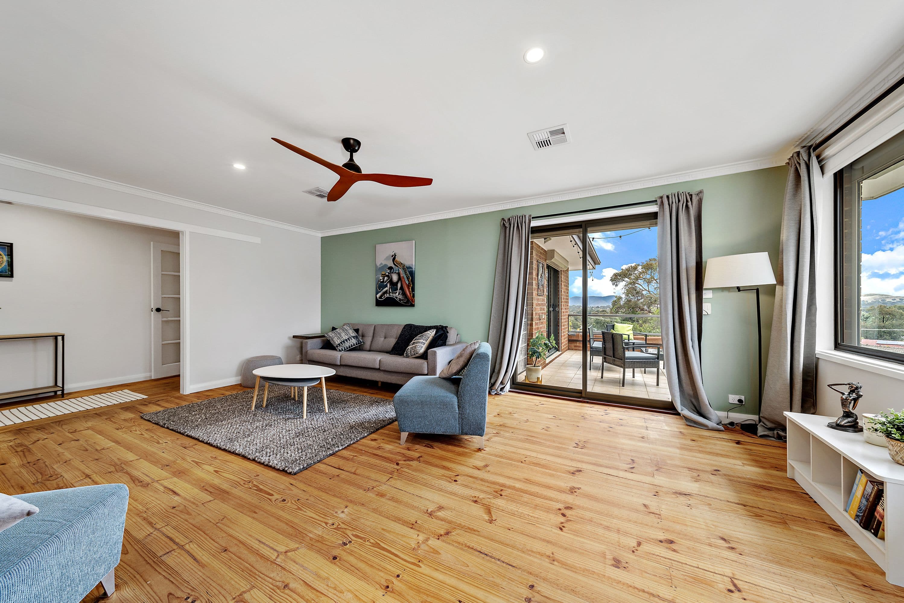 18 Lawrence Crescent, Kambah ACT 2902, Kambah - Thumbnail 3