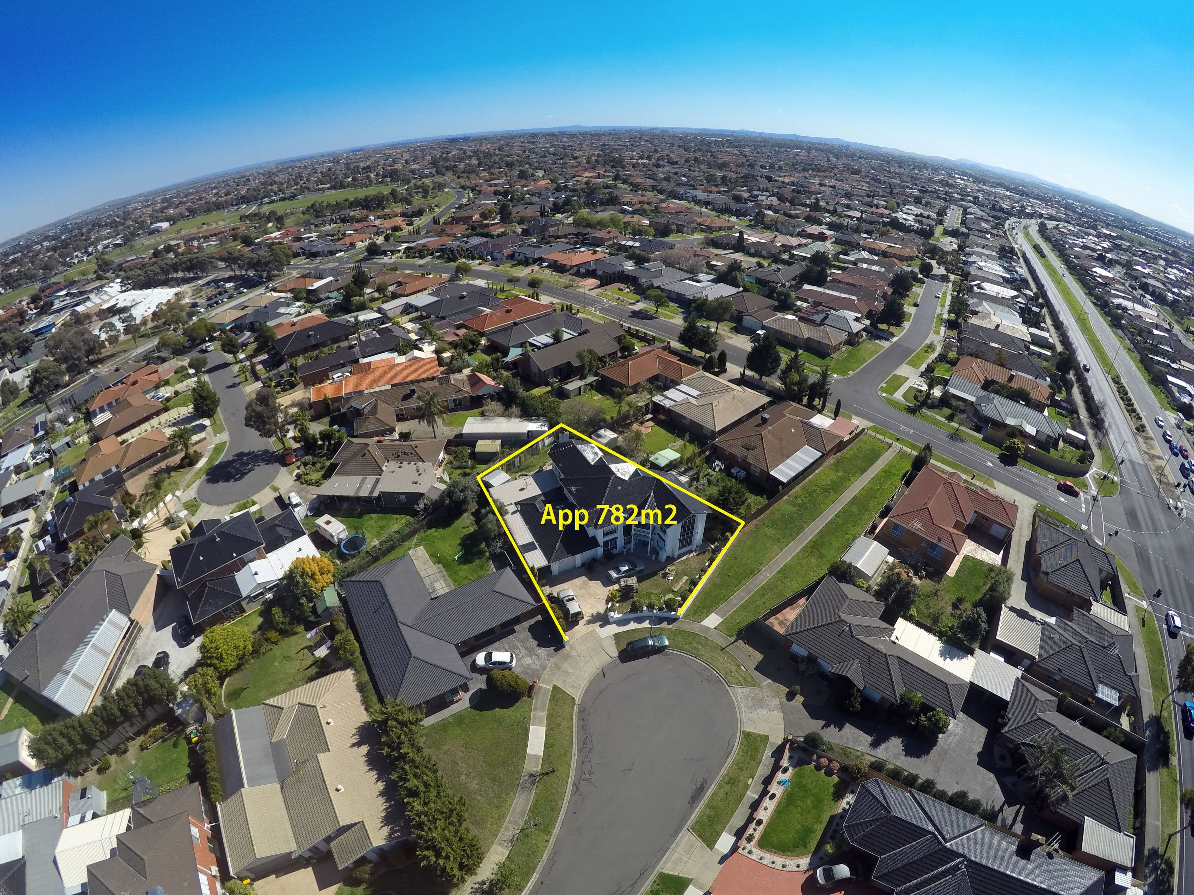 22 Wilmot Drive, Delahey VIC 3037, Delahey - Thumbnail 2