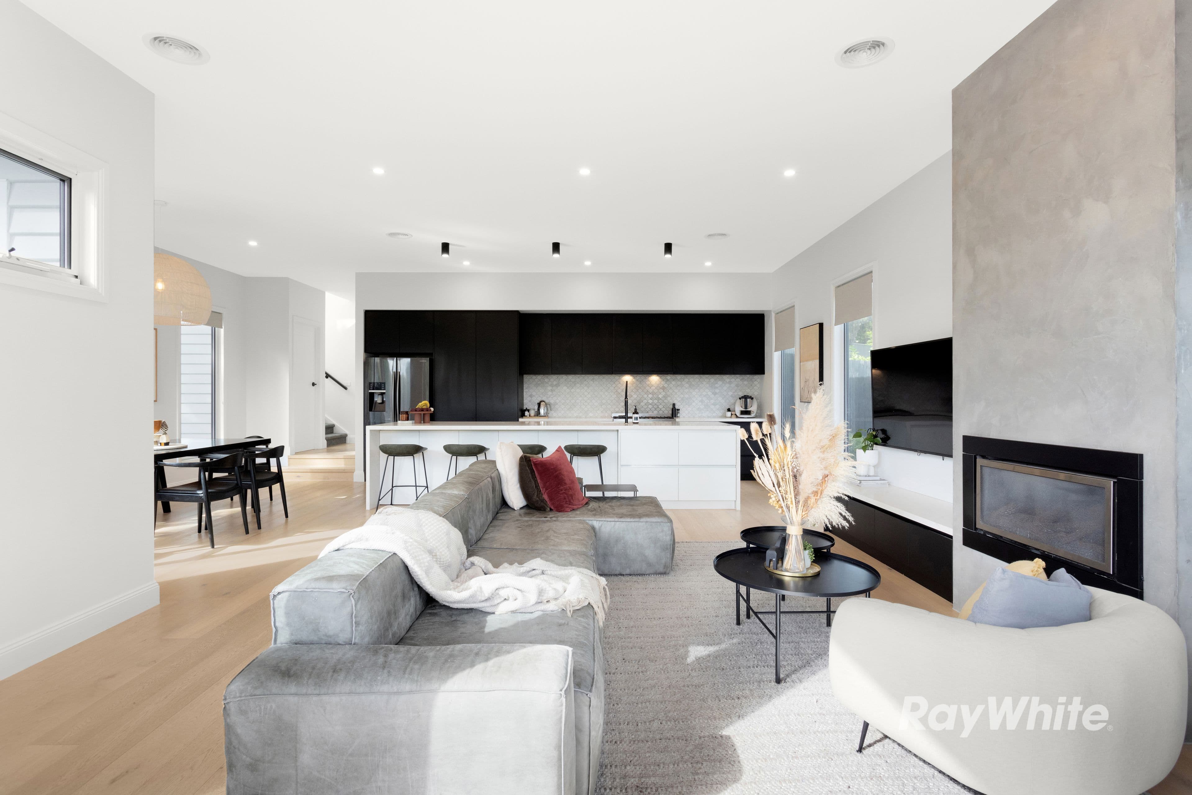 4A Dyffryn Court, Kilsyth VIC 3137, Kilsyth - Thumbnail 3