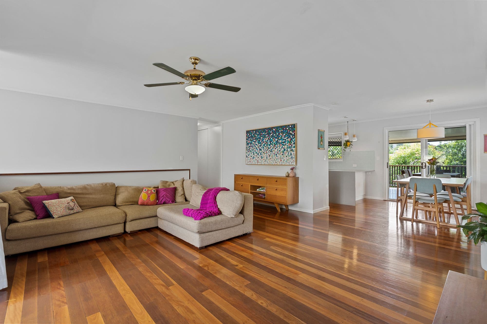 35 Amsterdam Street, Wishart QLD 4122, Wishart - Thumbnail 2