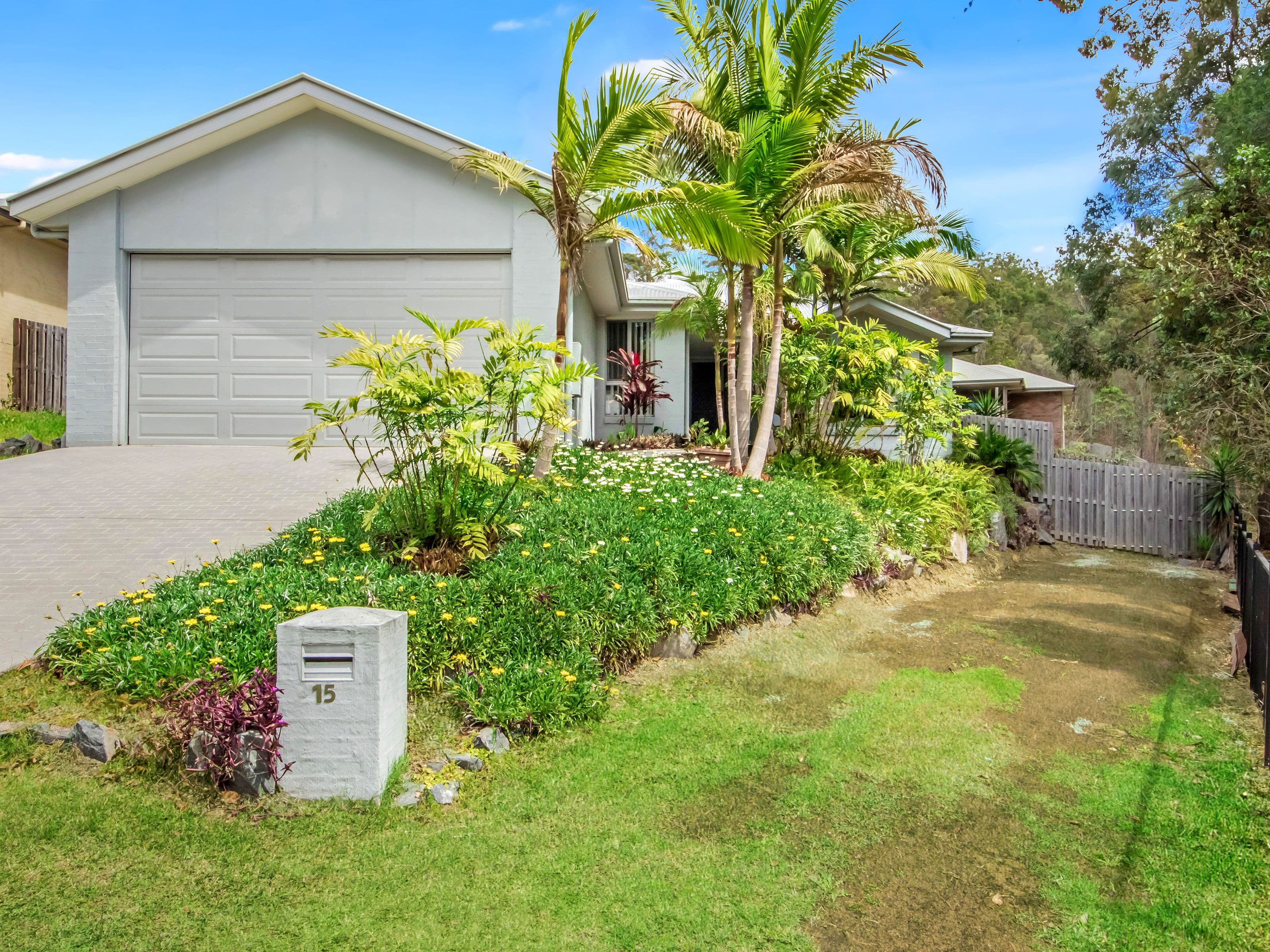 15 Saltwater Boulevard, Oxenford QLD 4210, Oxenford - Image 1