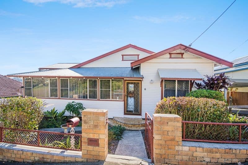 6 Esyth Street, Girards Hill - Image 1