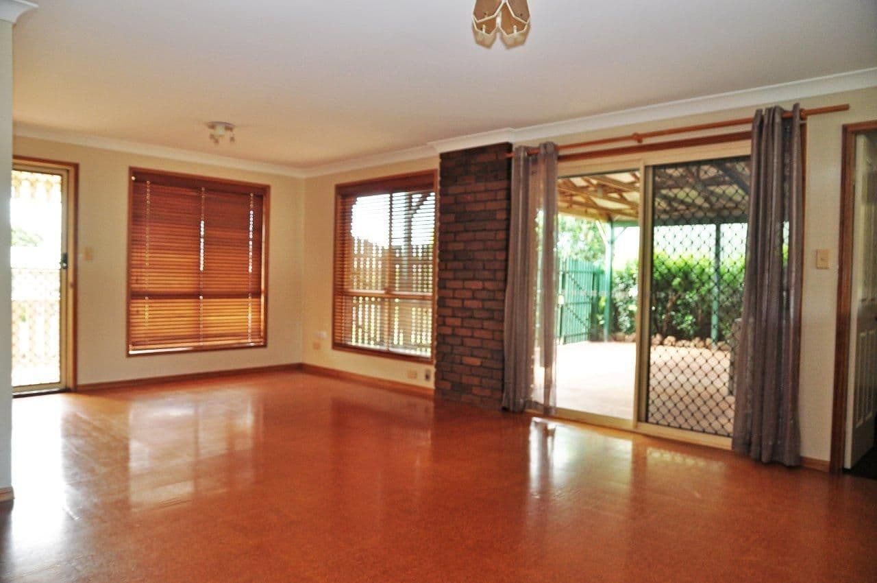12 Evergreen Court, GLENVALE QLD 4350, Glenvale - Thumbnail 2