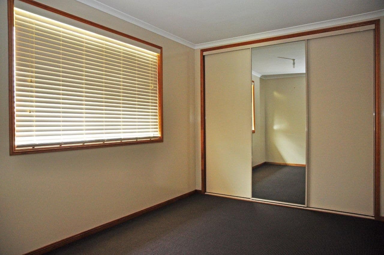 12 Evergreen Court, GLENVALE QLD 4350, Glenvale - Thumbnail 6
