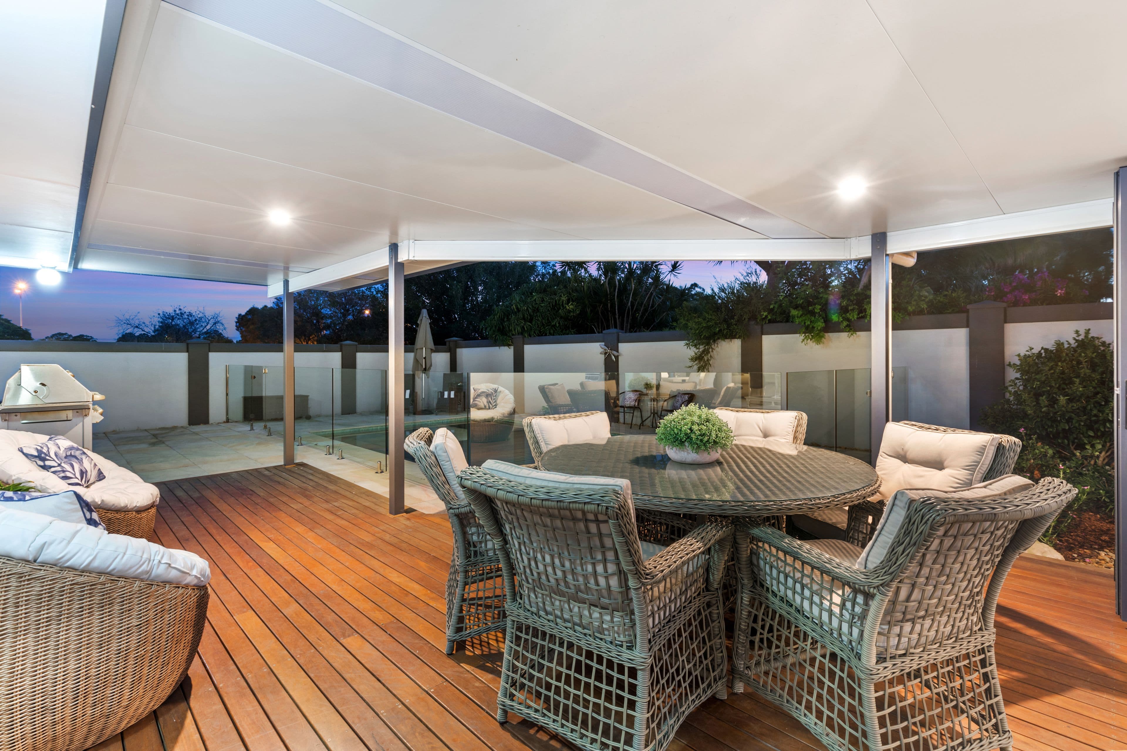 33 Port Jackson Boulevard, Clear Island Waters QLD 4226, Clear Island Waters - Thumbnail 4