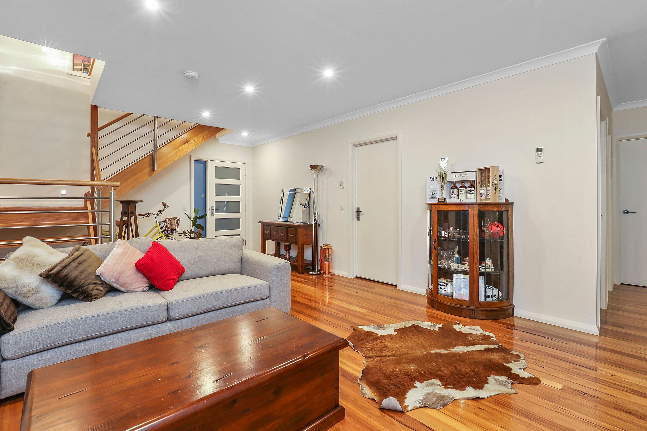 37 Swanbourne Avenue, Highton VIC 3216, Highton - Thumbnail 2