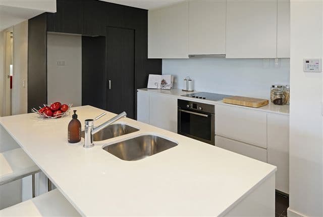 20 Paradise Street, HIGHGATE HILL QLD 4101, Highgate Hill - Thumbnail 2