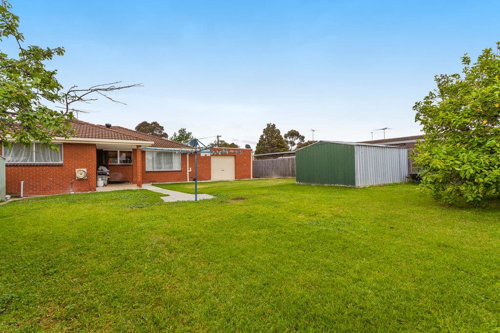 23 Truscott Street, WHITTINGTON VIC 3219, Whittington - Thumbnail 4