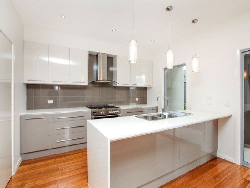 41 Marine Parade, Caroline Springs - Thumbnail 5