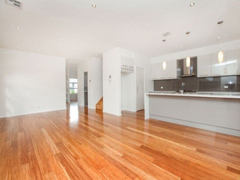 41 Marine Parade, Caroline Springs - Thumbnail 6