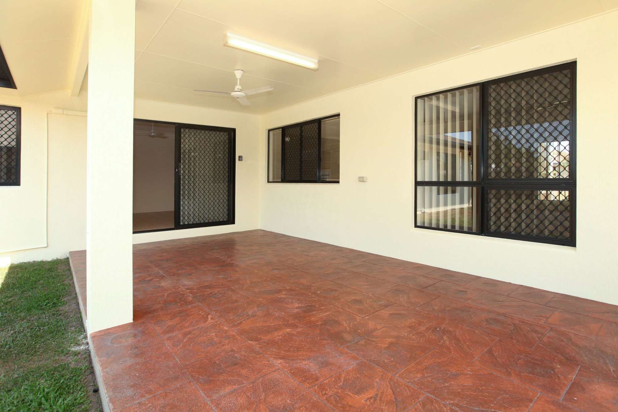 5 Emmet Court, ANNANDALE QLD 4814, Annandale - Thumbnail 3