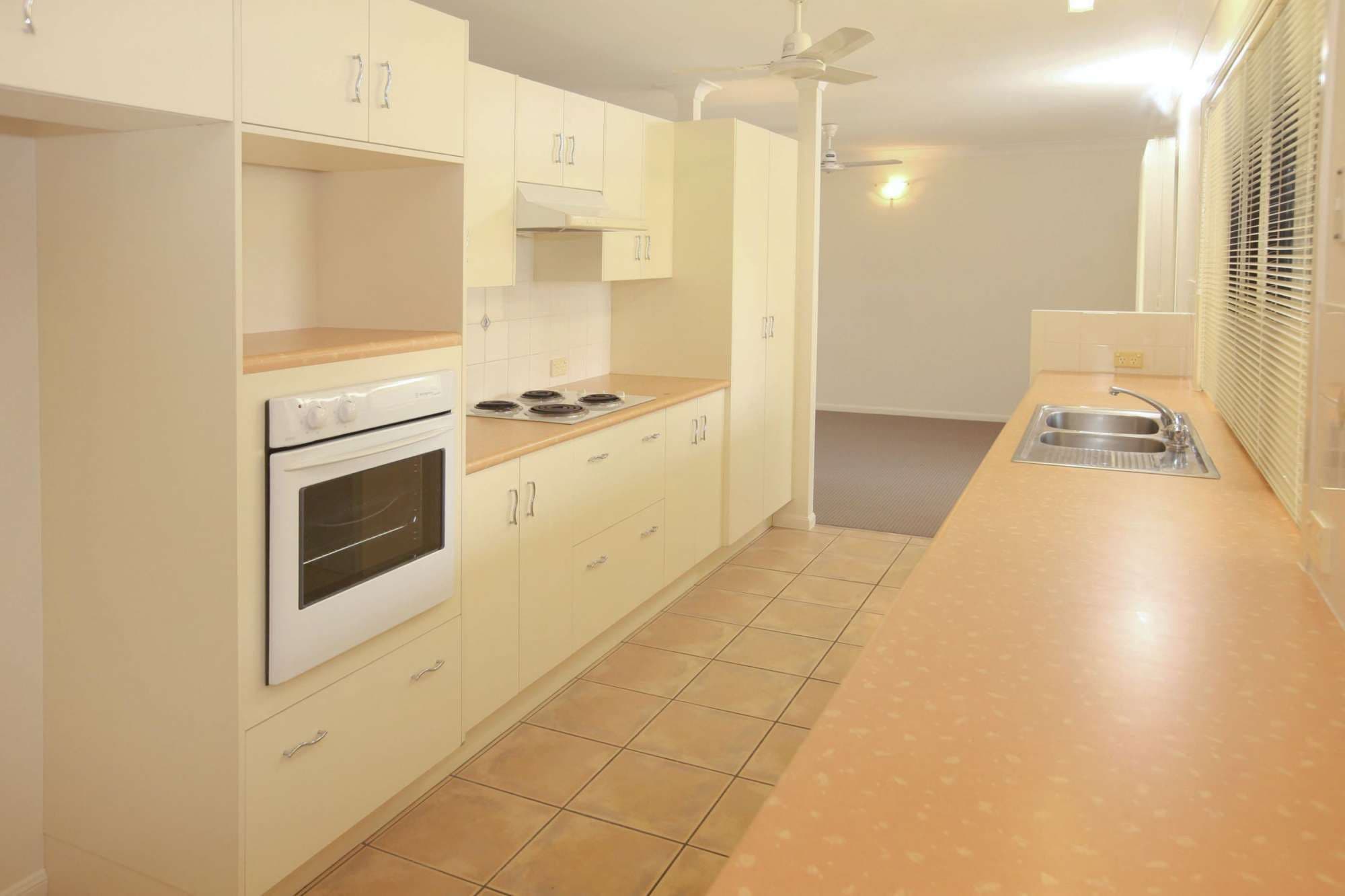 5 Emmet Court, ANNANDALE QLD 4814, Annandale - Thumbnail 6