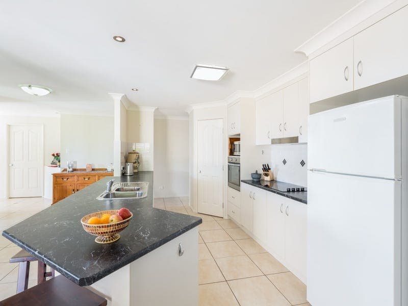39 Pat Slattery Place, Lowood - Thumbnail 3