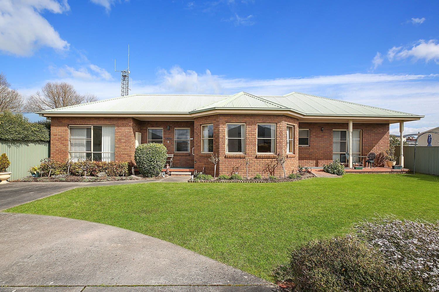 27 Tait Street, Camperdown VIC 3260, Camperdown - Image 1