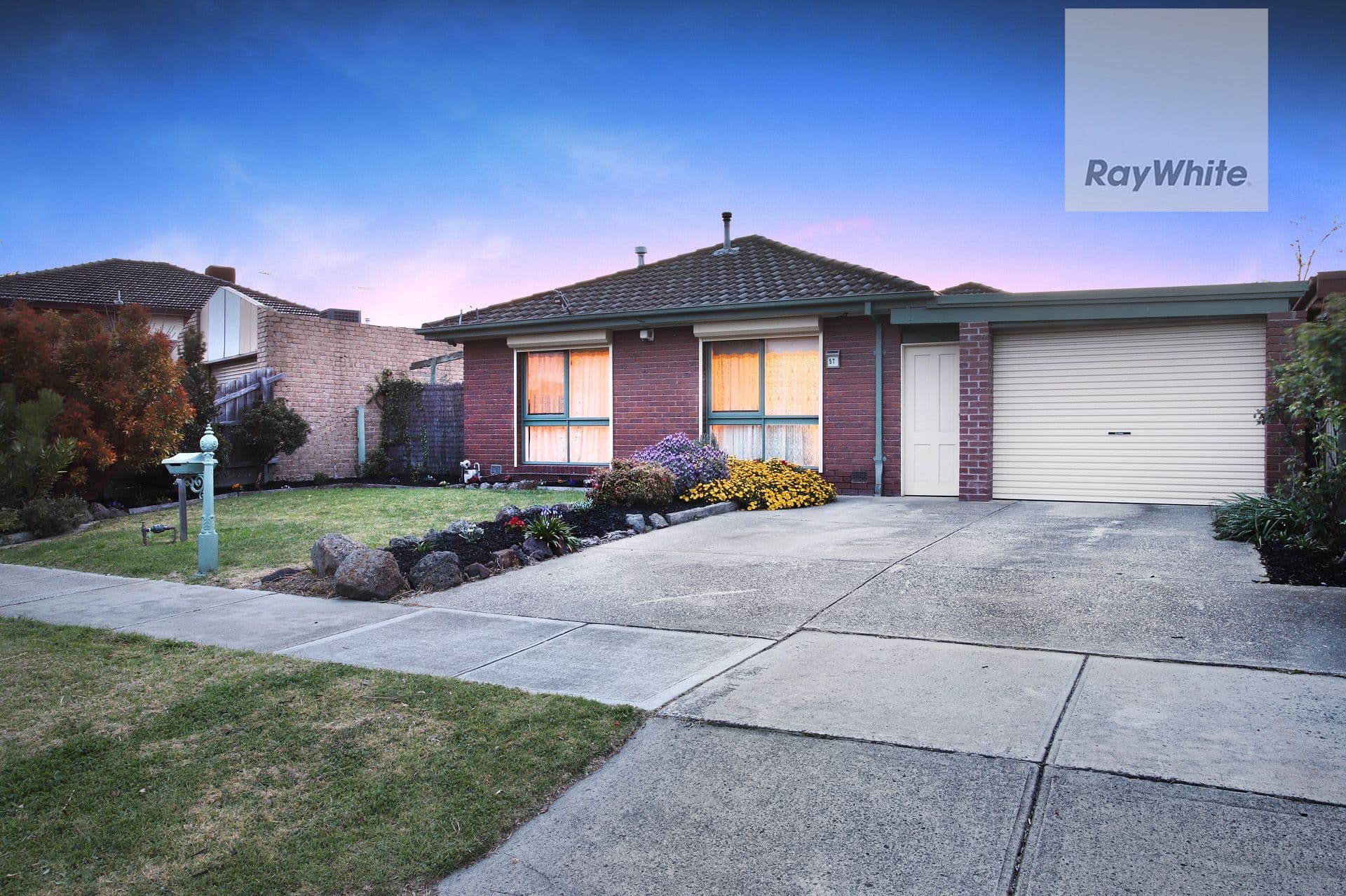 57 Lenoak Street, Gladstone Park VIC 3043, Gladstone Park - Thumbnail 2