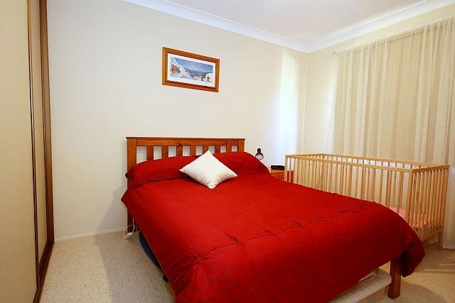 70 Flinders Road, GEORGES HALL NSW 2198, Georges Hall - Thumbnail 4