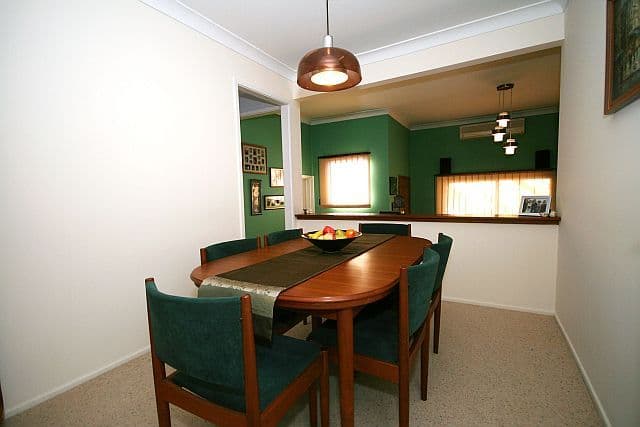70 Flinders Road, GEORGES HALL NSW 2198, Georges Hall - Thumbnail 6