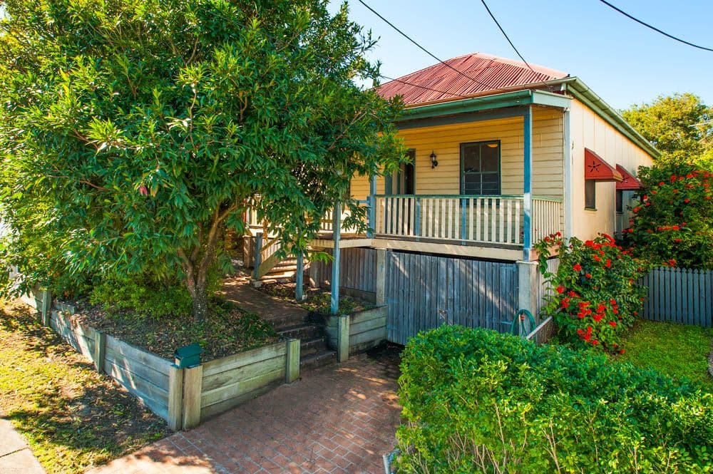 40 Beatrice Street, GREENSLOPES QLD 4120, Greenslopes - Image 1