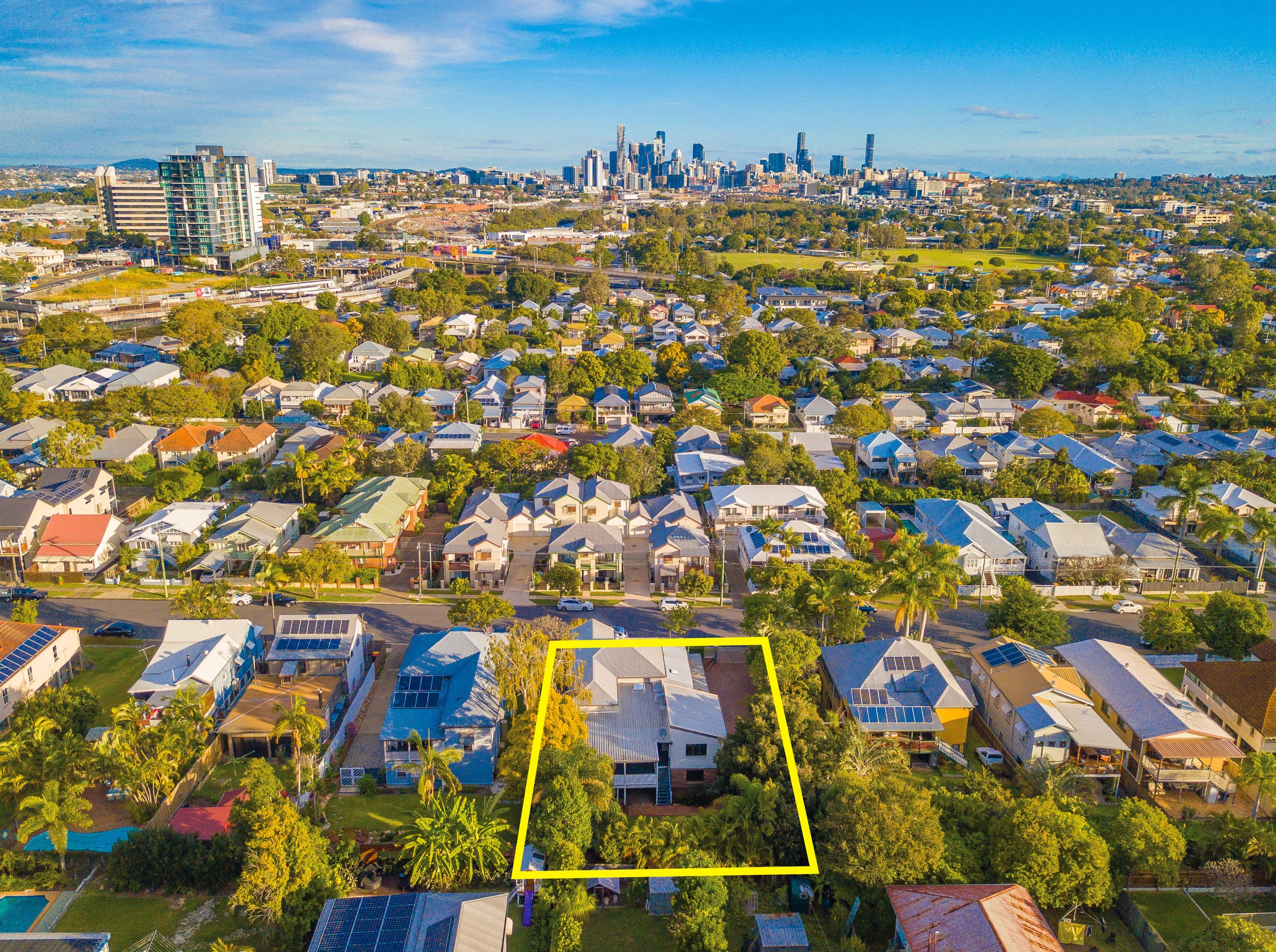 43 Stoneleigh Street, Albion QLD 4010, Albion - Thumbnail 2