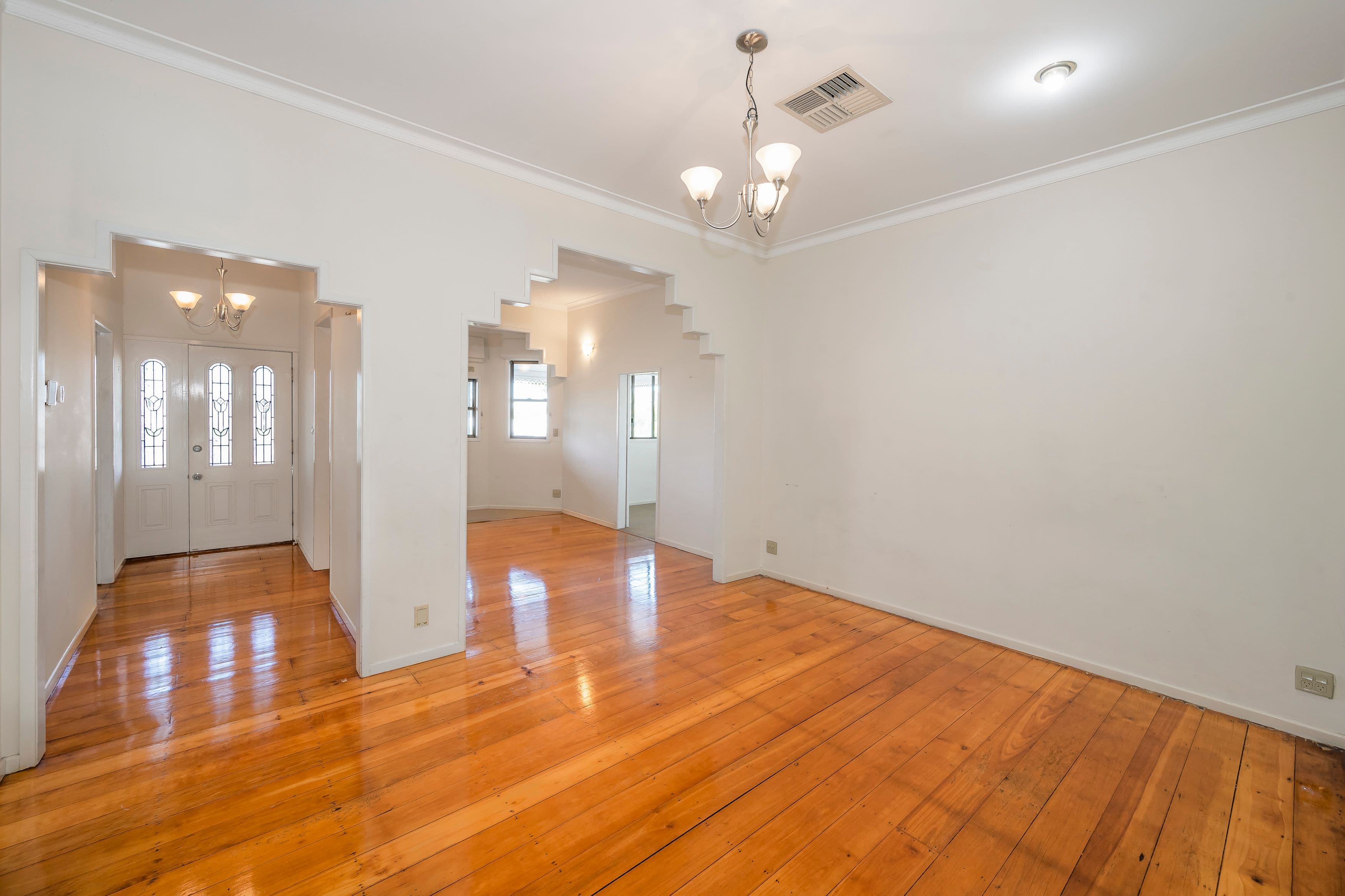 43 Stoneleigh Street, Albion QLD 4010, Albion - Thumbnail 4
