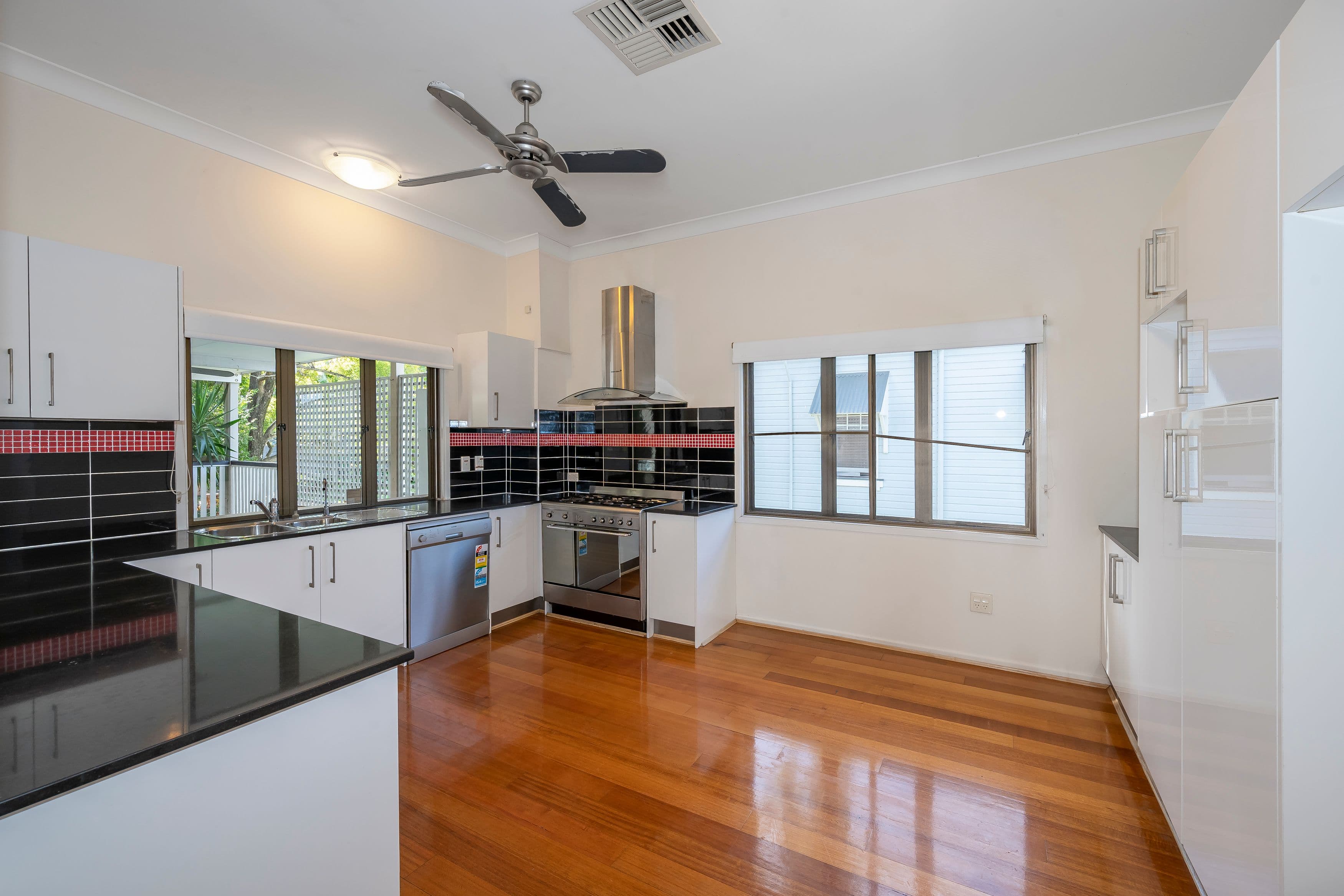 43 Stoneleigh Street, Albion QLD 4010, Albion - Thumbnail 5